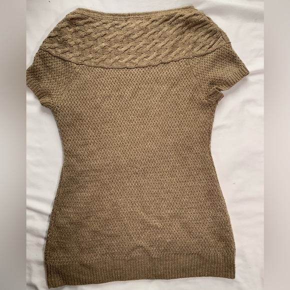 New York & Company Cable Knit Short Sleeve Boatneck Sweater Dress size XS - Picture 3 of 9